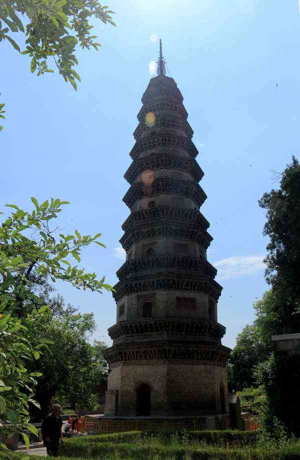 山东灵岩寺