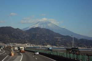 成团去四川旅游线路：成都双飞五日自助游4晚挂三